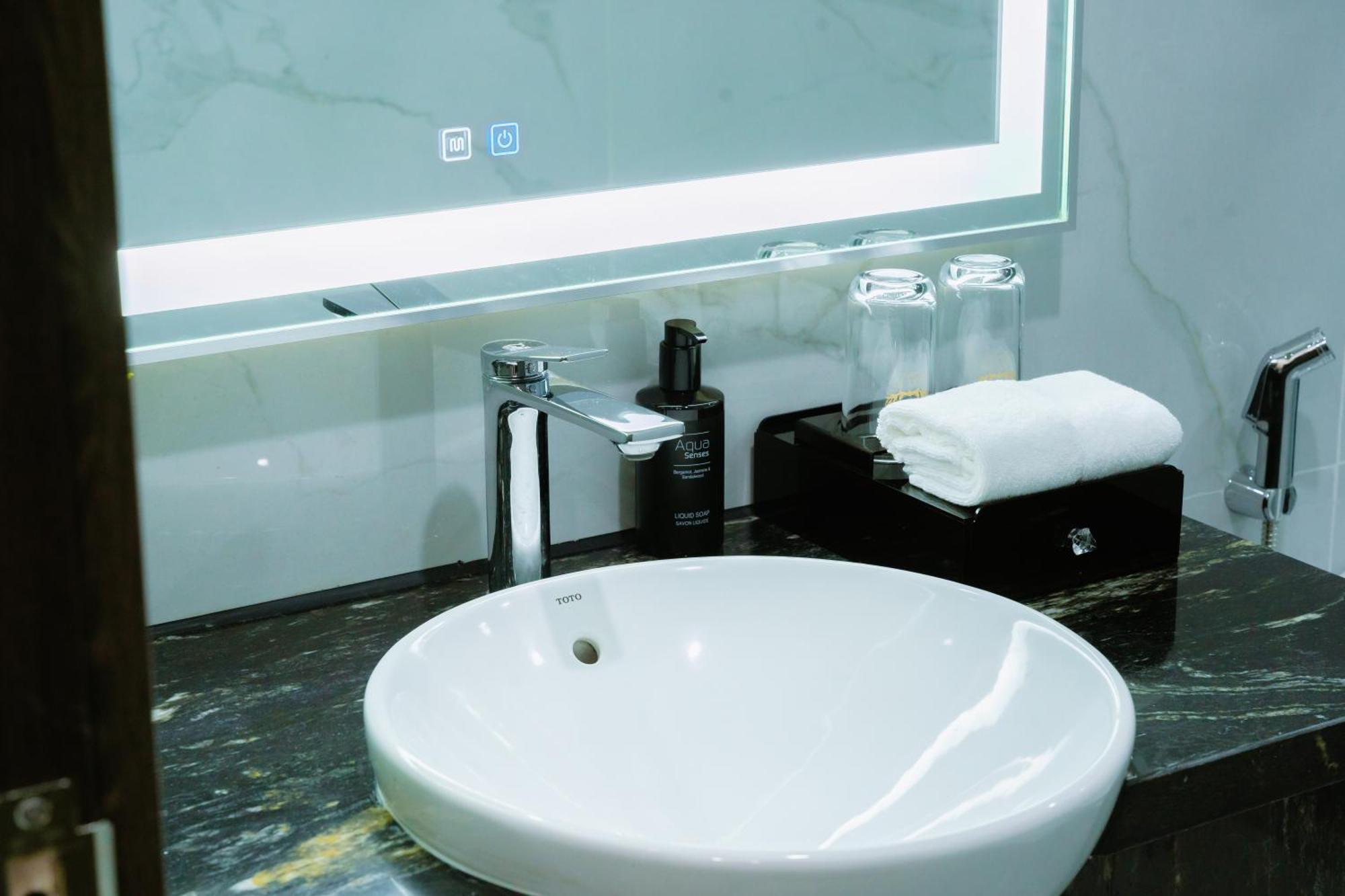 Sc Luxury Hotel Hạ Long-öböl Kültér fotó